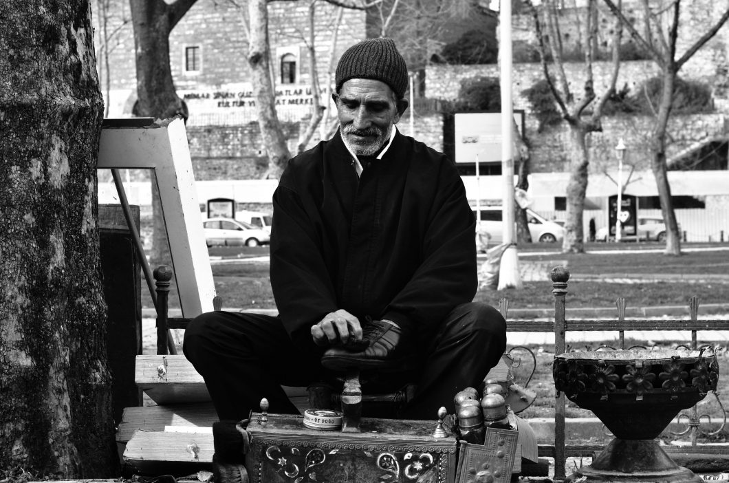 AYAKKABI BOYACISI-BOOTBLACK